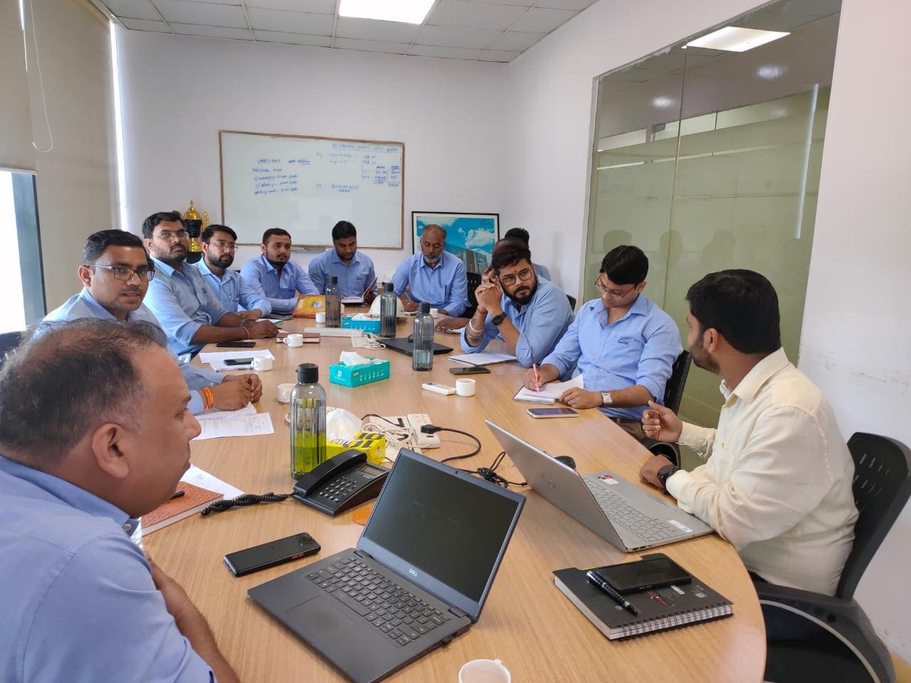 Empowering Non-Finance Executives at SISCOL